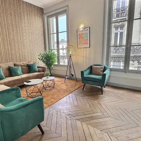 Apartment Cozy Appart* Standing * Hyper Centre * Billard *